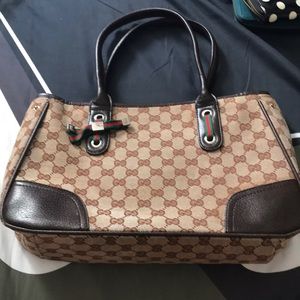 Gucci shoulder purse